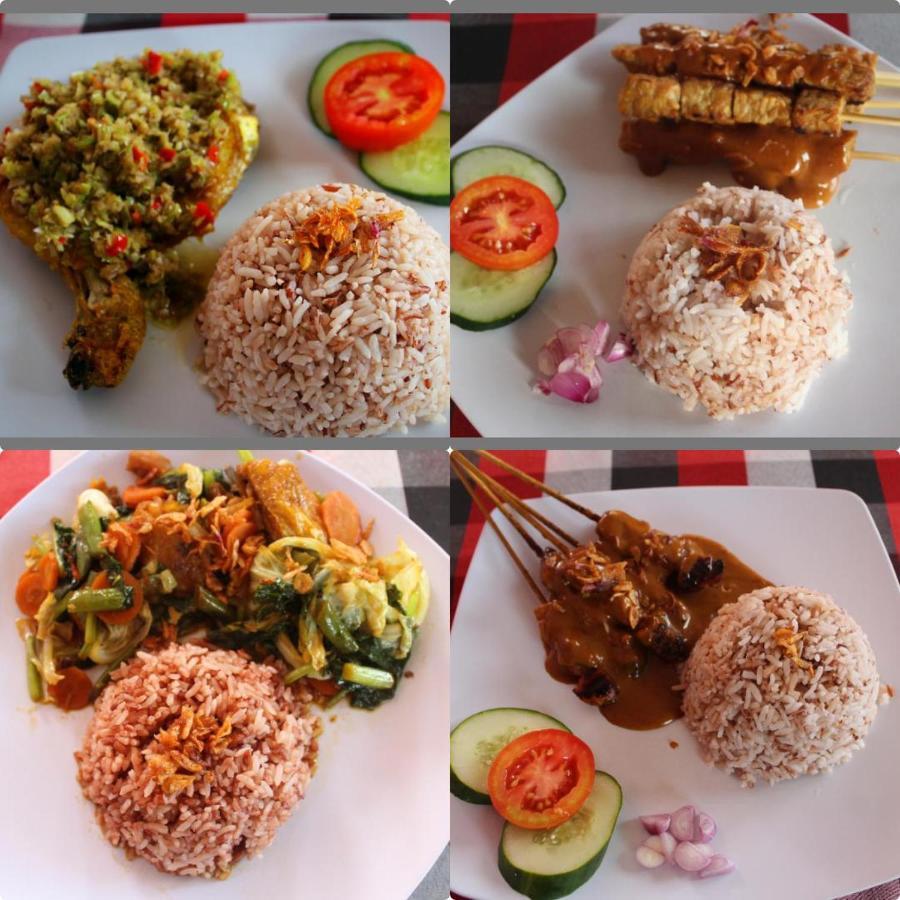 One Homestay And Warung Munduk Kültér fotó